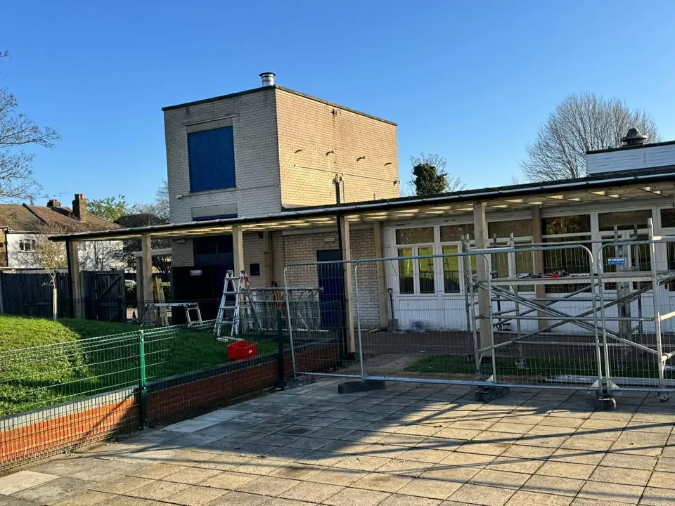 All Faiths Children’s Academy – Nursery Timber Canopy detail 3